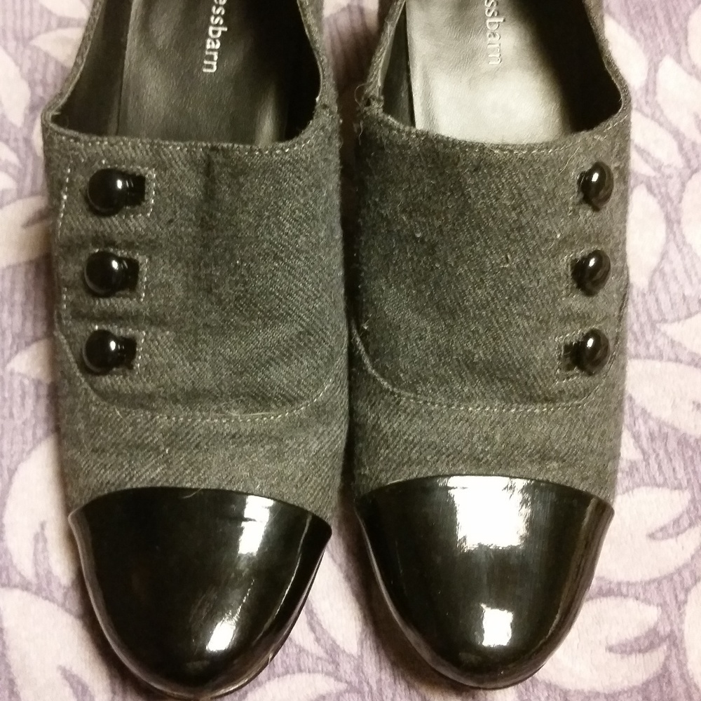 Dress barn 9 wide heels